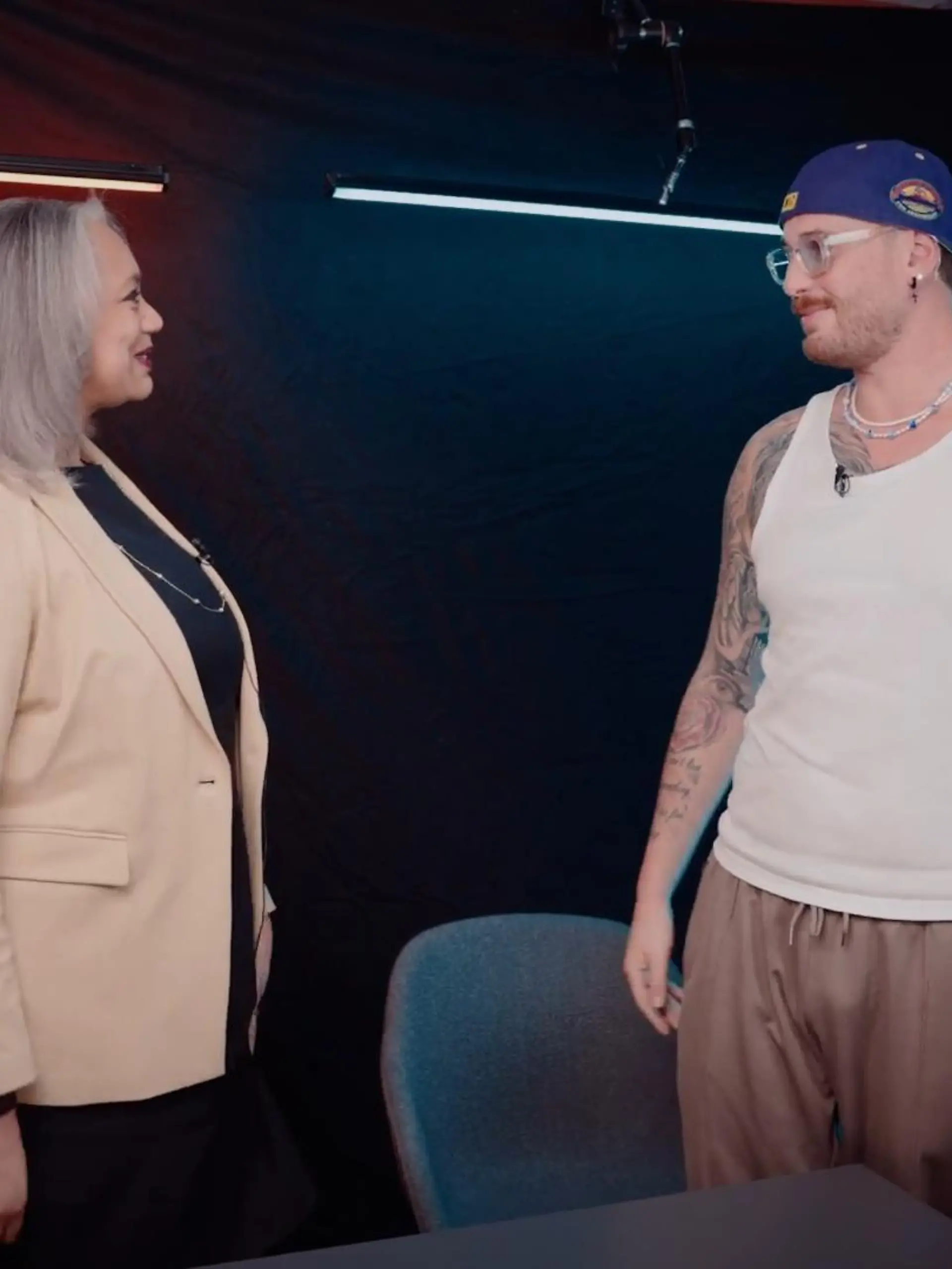 Knigge-Expertin Linda Kaiser und Realitystar Dennis Lodi