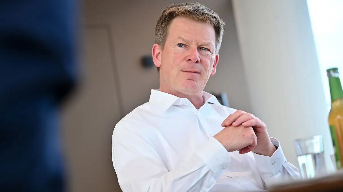 Der Chef der Deutschen Bahn hält eine Reform des Trassenpreissystems für dringend erforderlich.