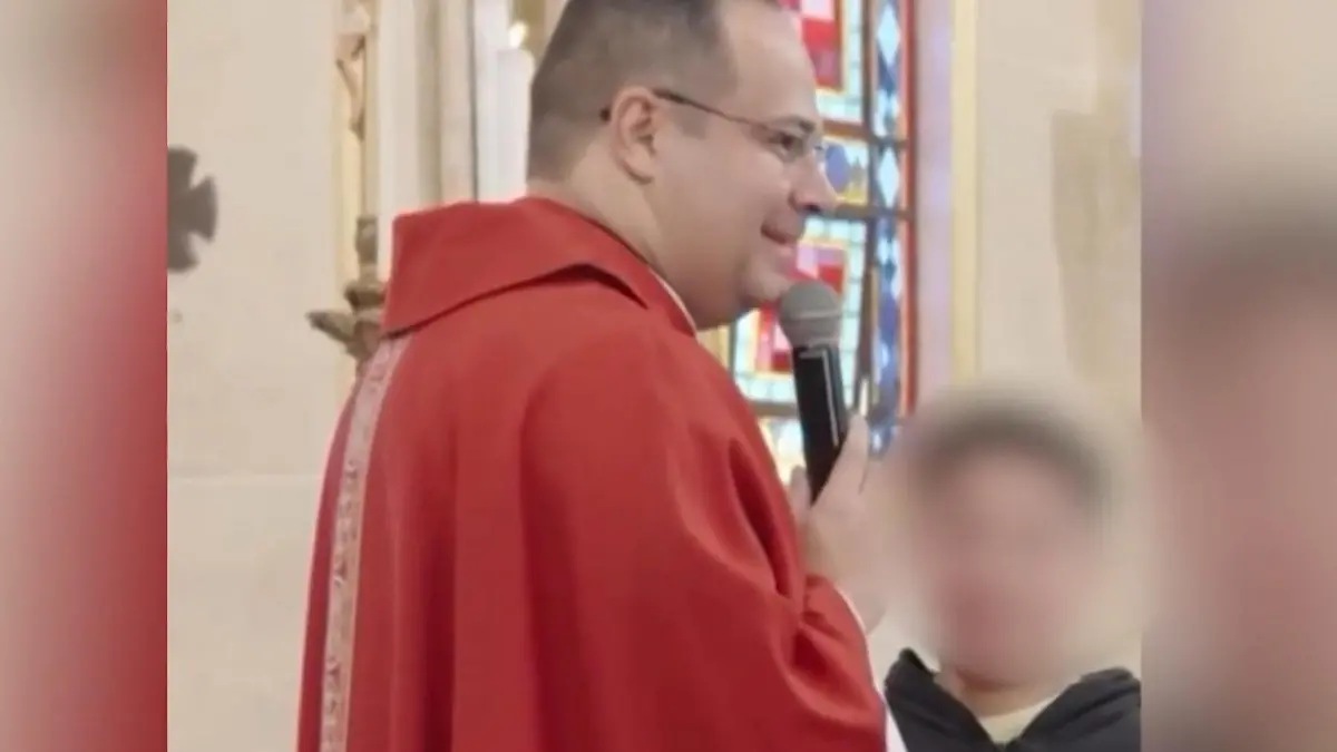 Ach du Heilige! Priester verweigert Fürbitte – weil sich Junge DAS wünscht „Dieses Gebet wird nicht erhört"