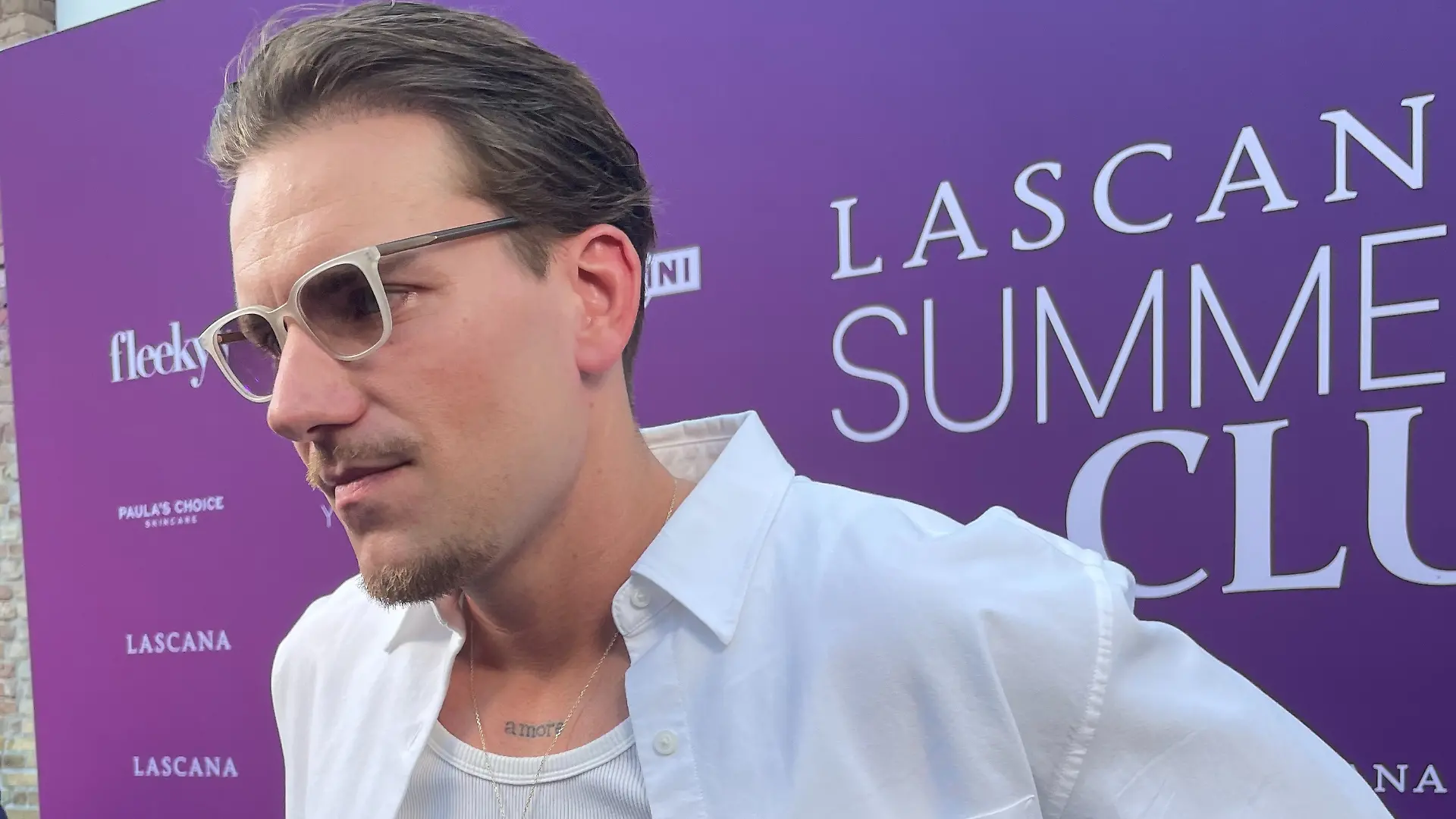 Bachelor Felix Stein auf der Berliner Fashion Week