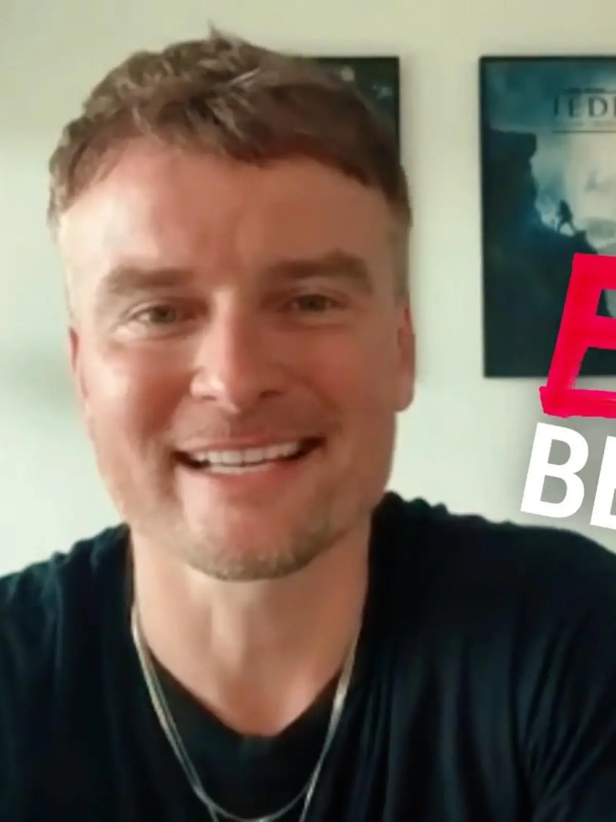 Bild zu: "ER ist die Stimme von „Ex on the Beach”"