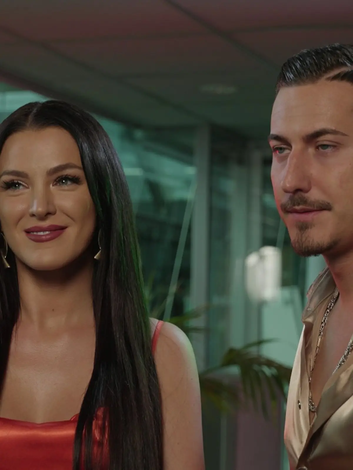 Jennifer Degenhart und Marvin Kleinen sind nach „Ex on the Beach” ein Paar. 