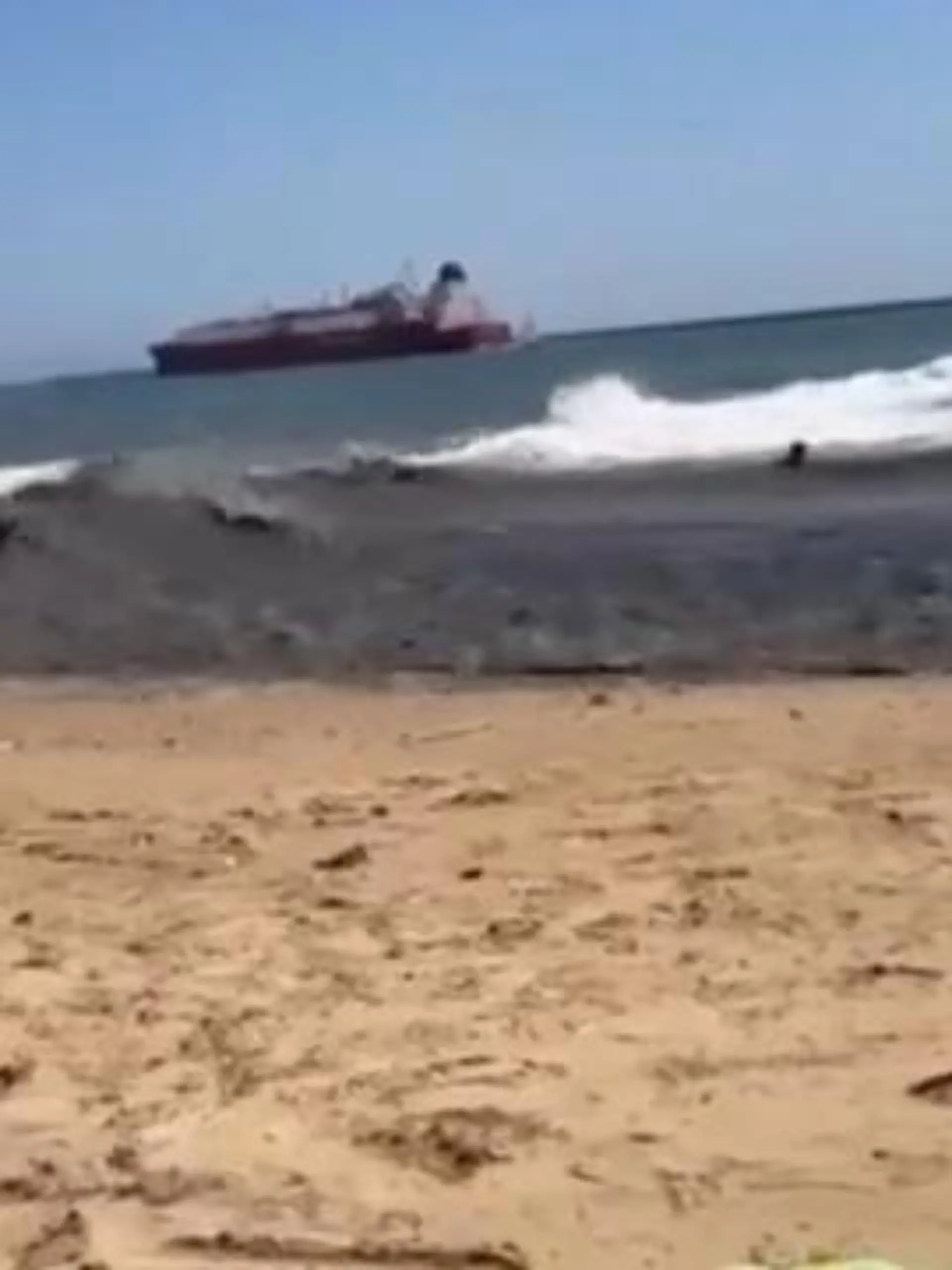 Spanien: Tanker löst Monsterwelle aus