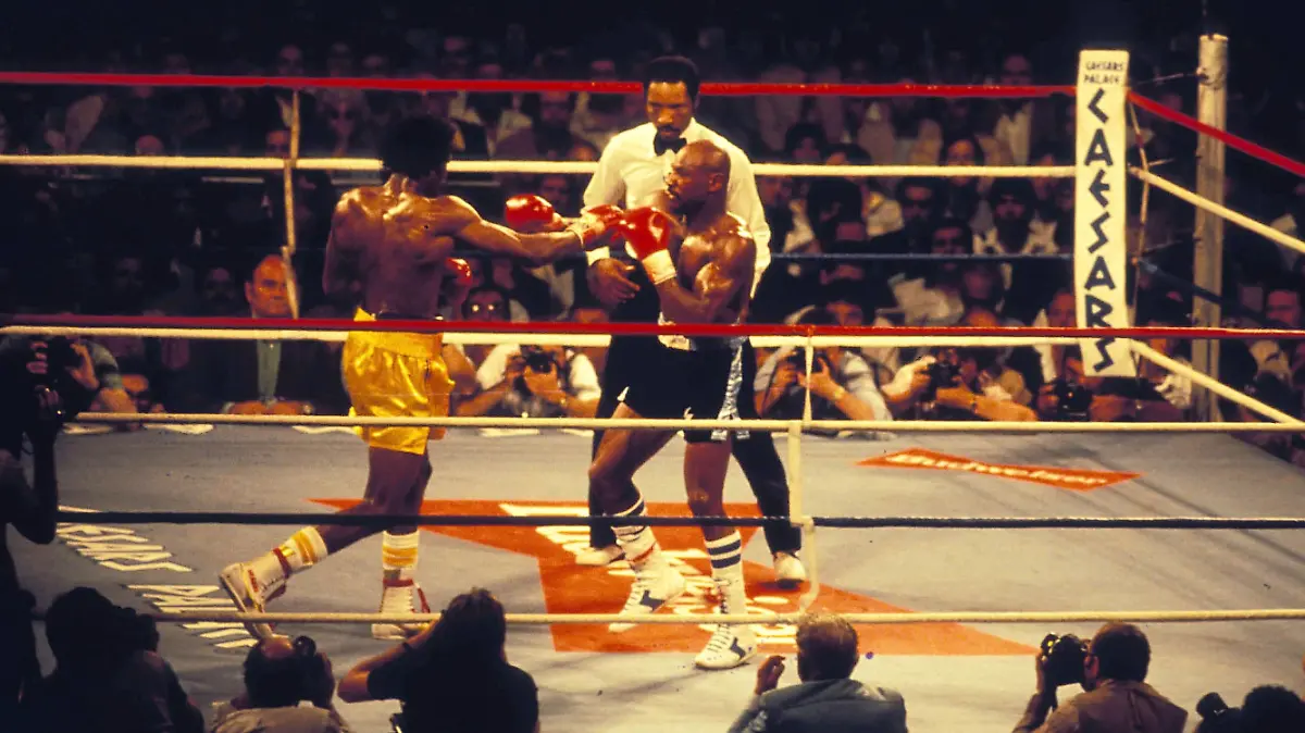 Acht Minuten Nonstop-Action: Tommy Hearns (l.) und Marvin Hagler gaben sich vor 35 Jahren Saures