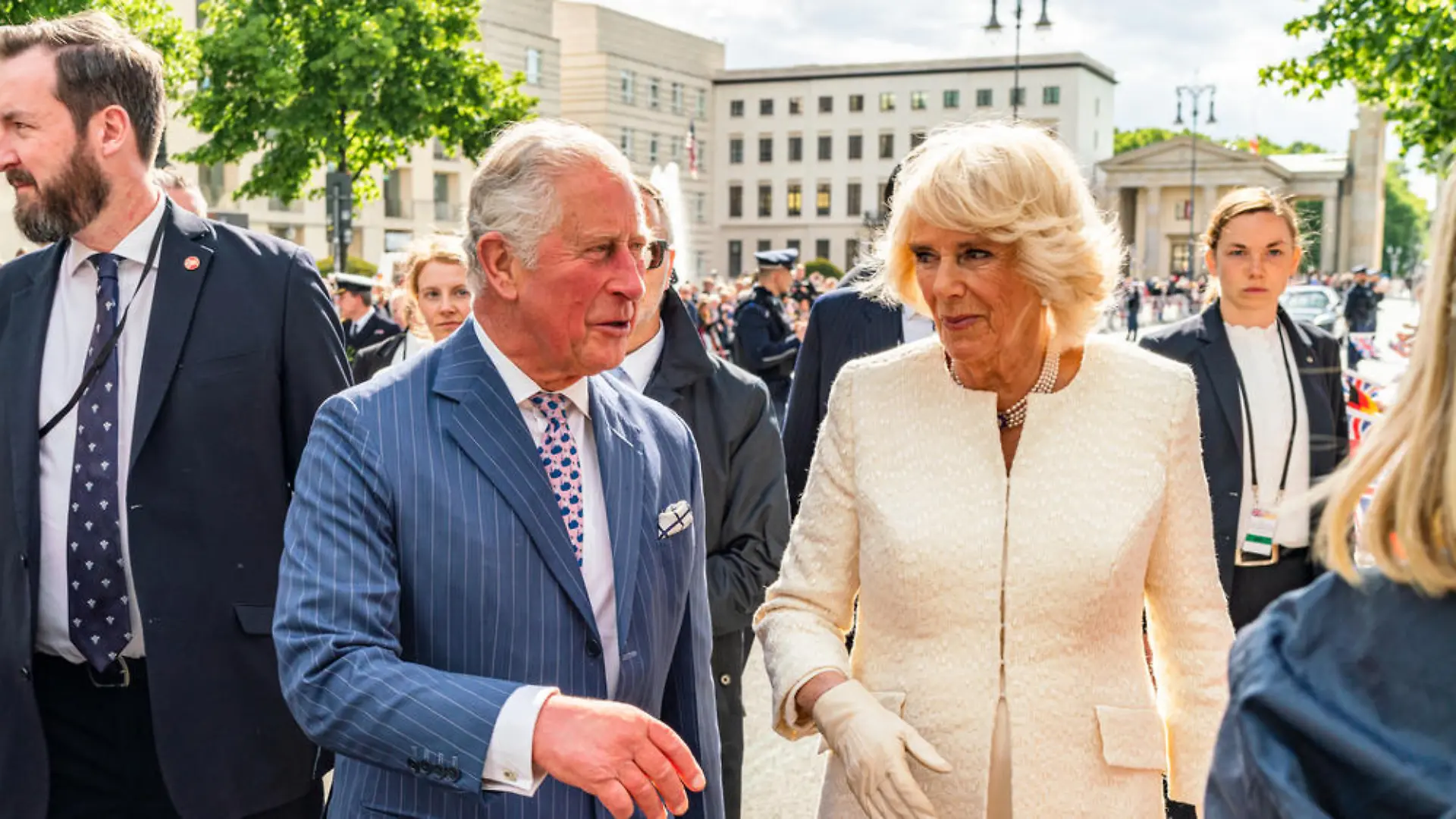 Prinz Charles und Herzogin Camilla: Familienfoto zum 15. Hochzeitstag