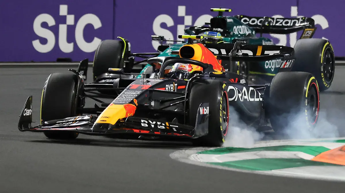 Formula One F1 - Saudi Arabian Grand Prix - Jeddah Corniche Circuit, Jeddah, Saudi Arabia - March 19, 2023 Red Bull's Sergio Perez in action during the race REUTERS/Ahmed Yosri