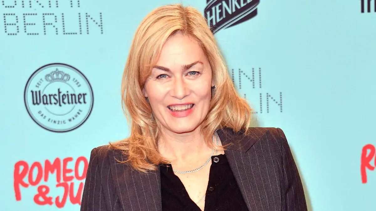 Gesine Cukrowski bei der Premiere des Musicals Romeo & Julia - Liebe ist alles im Stage Theater des Westens. Berlin, 19.03.2023 *** Gesine Cukrowski at the premiere of the musical Romeo Julia Liebe ist alles at the Stage Theater des Westens Berlin, 19 03 2023 Foto:xN.xKubelkax/xFuturexImage