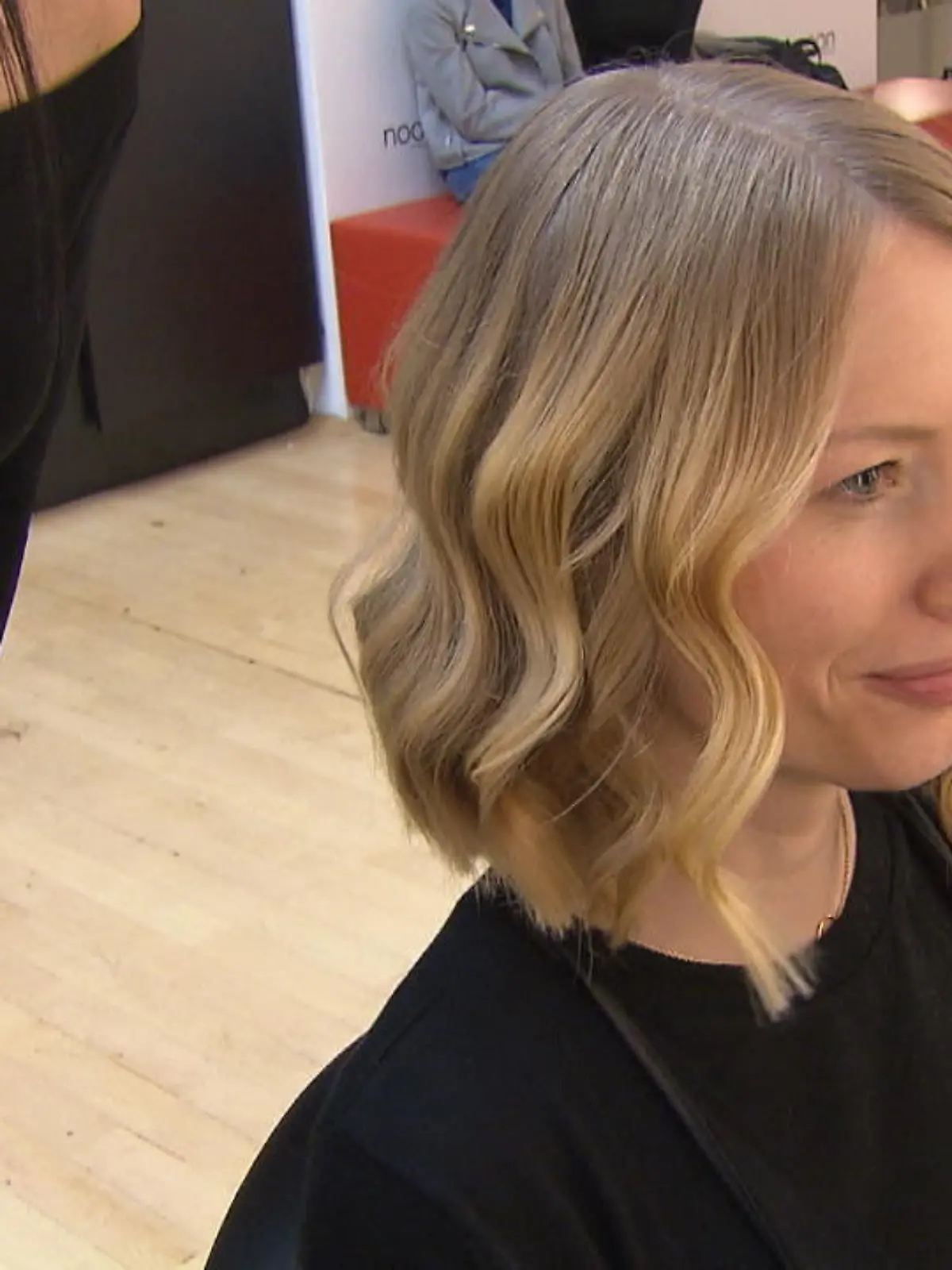 Bild zu: "Darf der Friseur zu mir nach Hause?"