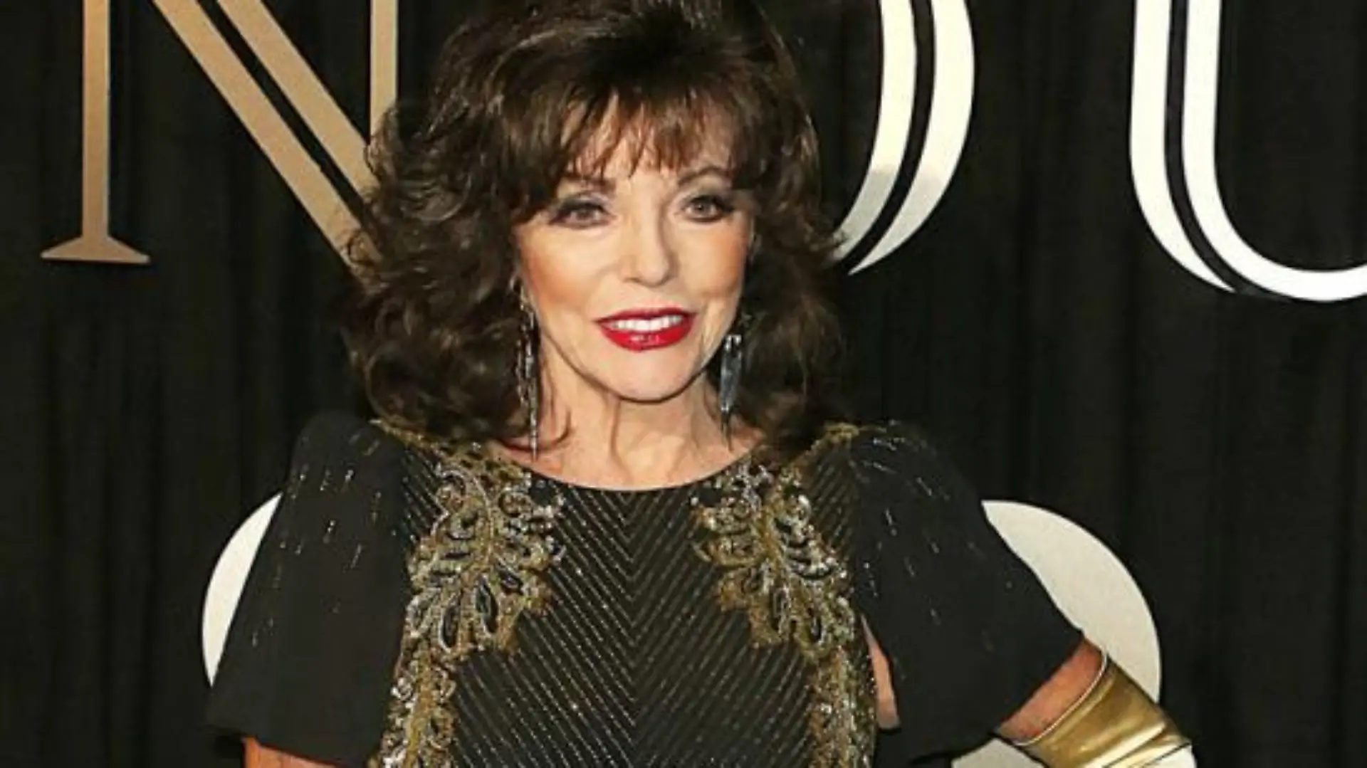 Joan Collins: Die Nachrichten sind 'zu düster'