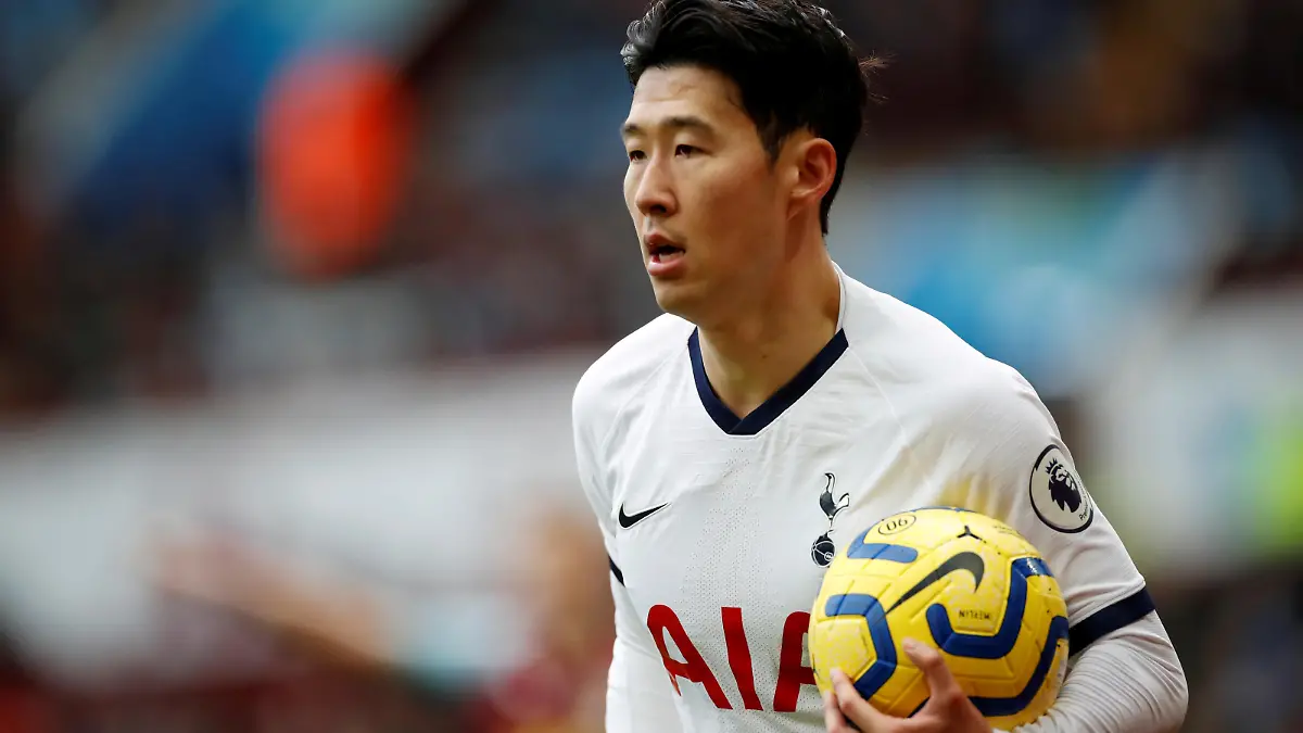 FILE PHOTO: Soccer Football - Premier League - Aston Villa v Tottenham Hotspur - Villa Park, Birmingham, Britain - February 16, 2020 Tottenham Hotspur's Son Heung-min Action Images via Reuters/Andrew Boyers EDITORIAL USE ONLY. No use with unauthorized audio, video, data, fixture lists, club/league logos or "live" services. Online in-match use limited to 75 images, no video emulation. No use in betting, games or single club/league/player publications. Please contact your account representative for further details/File Photo