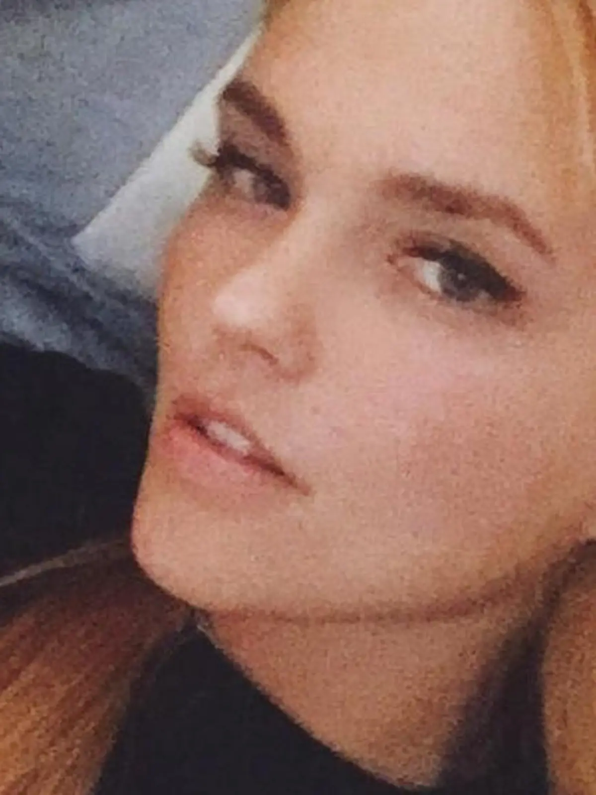 Bild zu: "Influencerin Bonnie Strange steht zu ihrem Chaos"