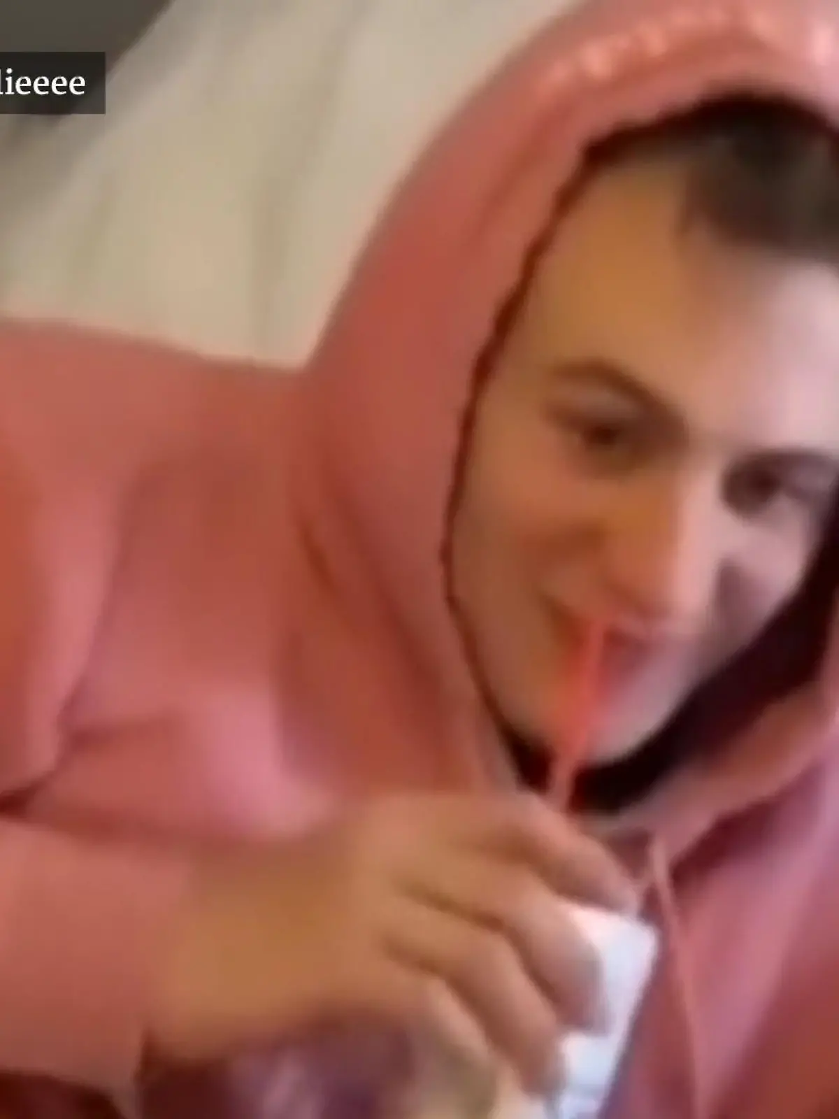 Bild zu: "Neue TikTok-Challenge"