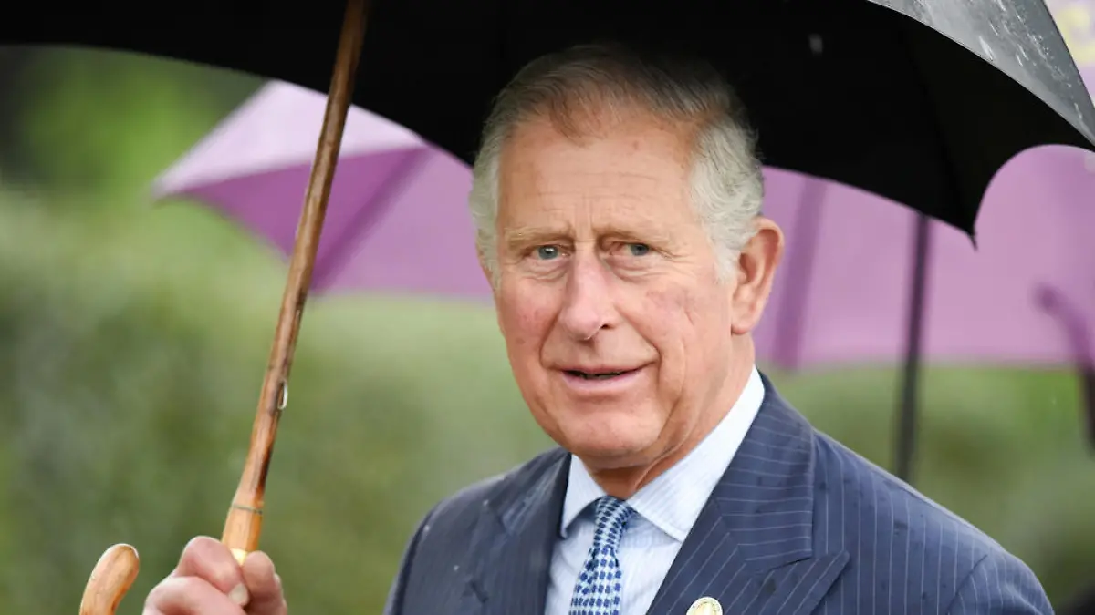 Prinz Charles beendet Selbstisolation nach sieben Tagen