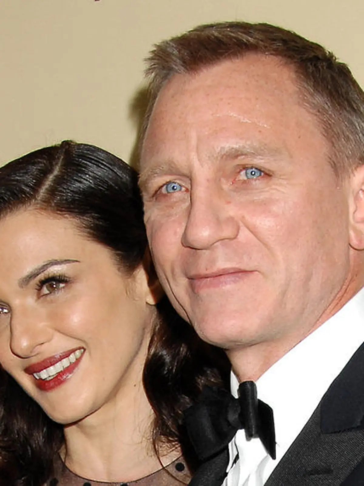 Daniel Craig dankt mit Bond-Team und Frau Rachel Weisz Corona-Helfern
