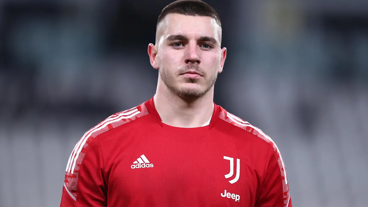 Zsombor Senko of Juventus Fc during warm up before the Serie A match between Juventus Fc and Ssc Napoli at Allianz Stadium on January 6, 2022 in Turin, Italy. (Photo Marco Canoniero)