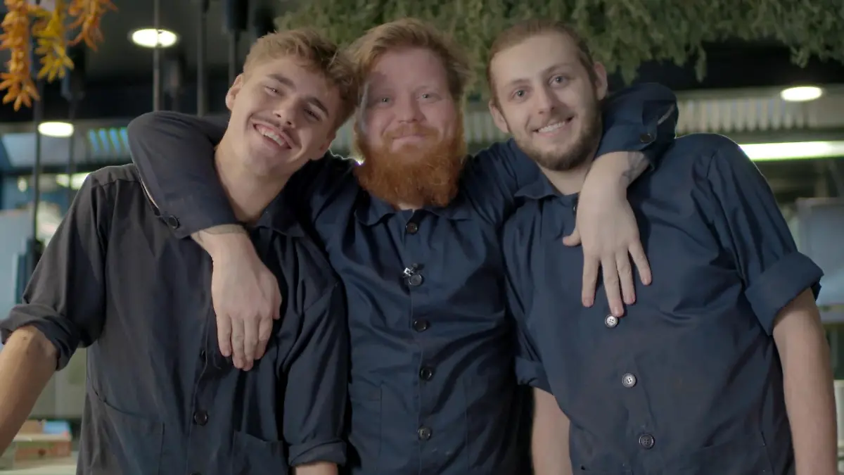 Das ist Lukas Mraz mit seinem Team Sie treten bei "Ready to beef!" an