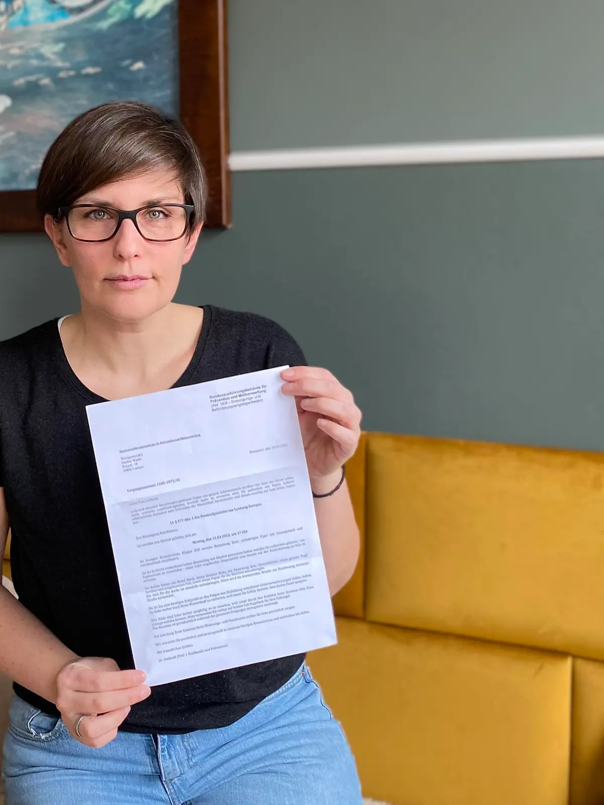 Nadine Weske aus Laatzen bei Hannover wurde mit einem Drohbrief zur eigenen Einäscherung eingeladen.