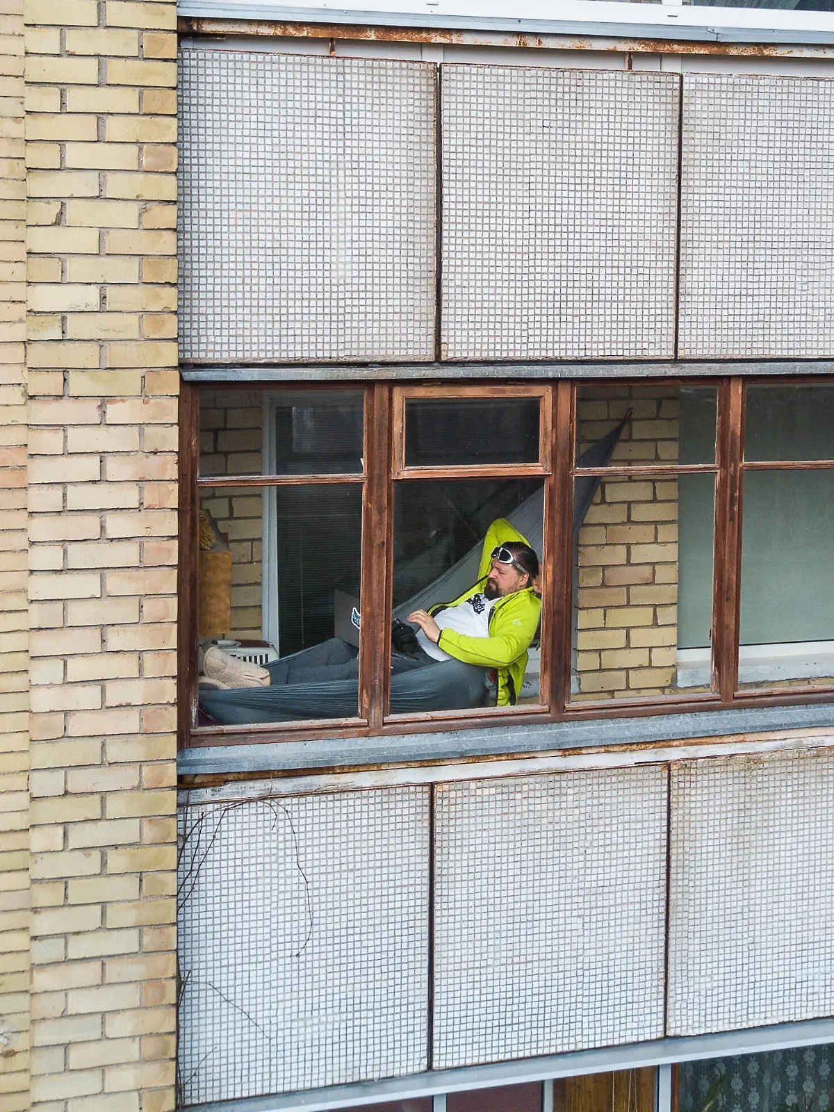 March 24, 2020, Vilnius, Lithuania: ALL PHOTOS WERE TAKEN WITH CONSENT AND WITH PERMISSION TO SHARE IMAGES**..A photographer has used his drone to capture images of people quarantined in their homes during the coronavirus pandemic...The heartwarming photos show how Lithuanian families are spending their time in lockdown, away from the outside world...Photographer Adas Vasiliauskas explained how due the cancellation of his usual advertising photography jobs he decided to make the most of social distancing and show how people are brought together in a time of isolation...Adas explains: At first I thought of offering to shoot people with a telephoto lens, but then I remembered I use a drone in my wedding photography and the drone is a totally zero-human-contact way to capture things. .. I shot a few of my friends, the photos gained a lot - ZUMAc218 20200324ziac218028 Copyright: xCOVERxImagesx