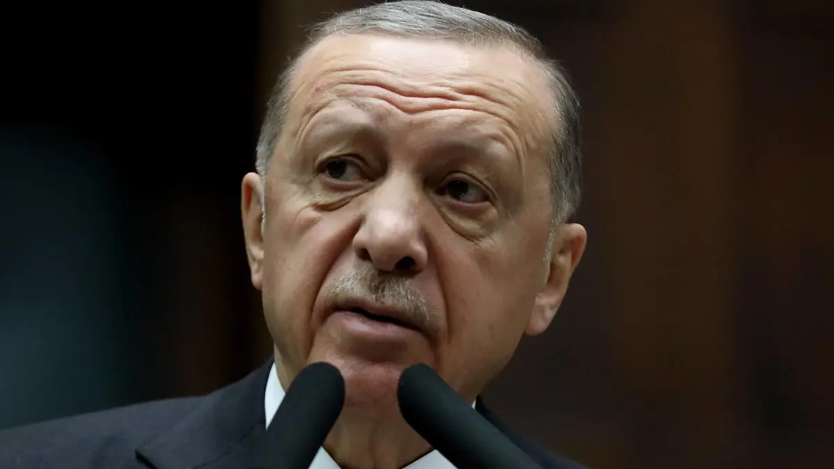 Türkei, Recep Tayyip Erdogan spricht vor dem Parlament in Ankara  Recep Tayyip Erdogan, President of Turkey delivers his weekly speech at Turkish Parliamentary in Ankara 17873577
