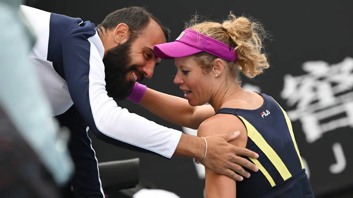 Laura Siegemund mit ihrem Freund und Trainer Antonio Zucca bei den Australian Open 2023