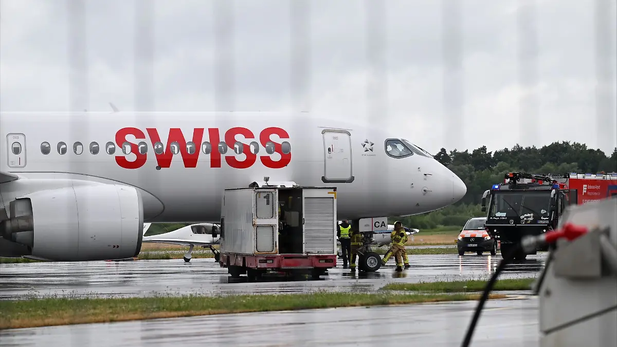 Ein Flugzeug ist auf dem Weg nach Zürich außerplanmäßig in Friedrichshafen gelandet.