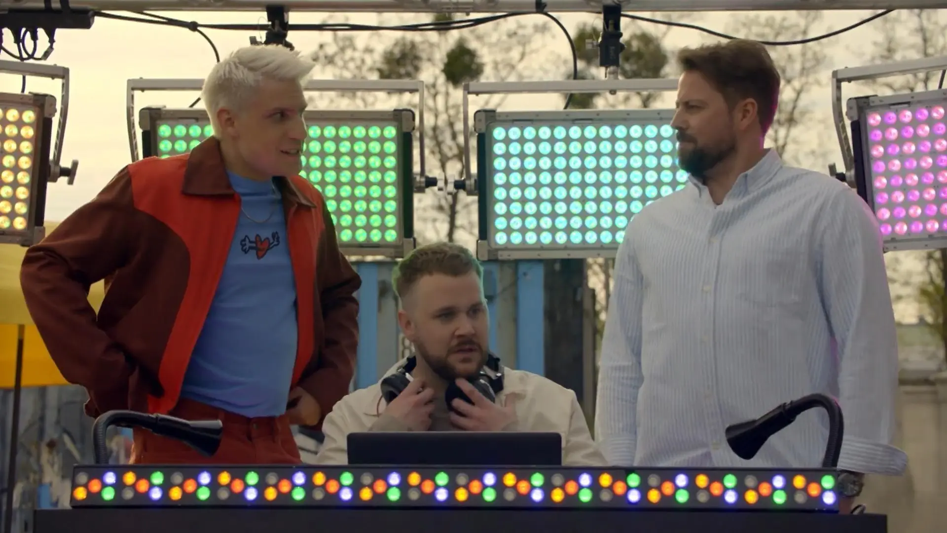 Moritz (Lennart Borchert), Jonas (Felix van Deventer) und John (Felix von Jascheroff)
