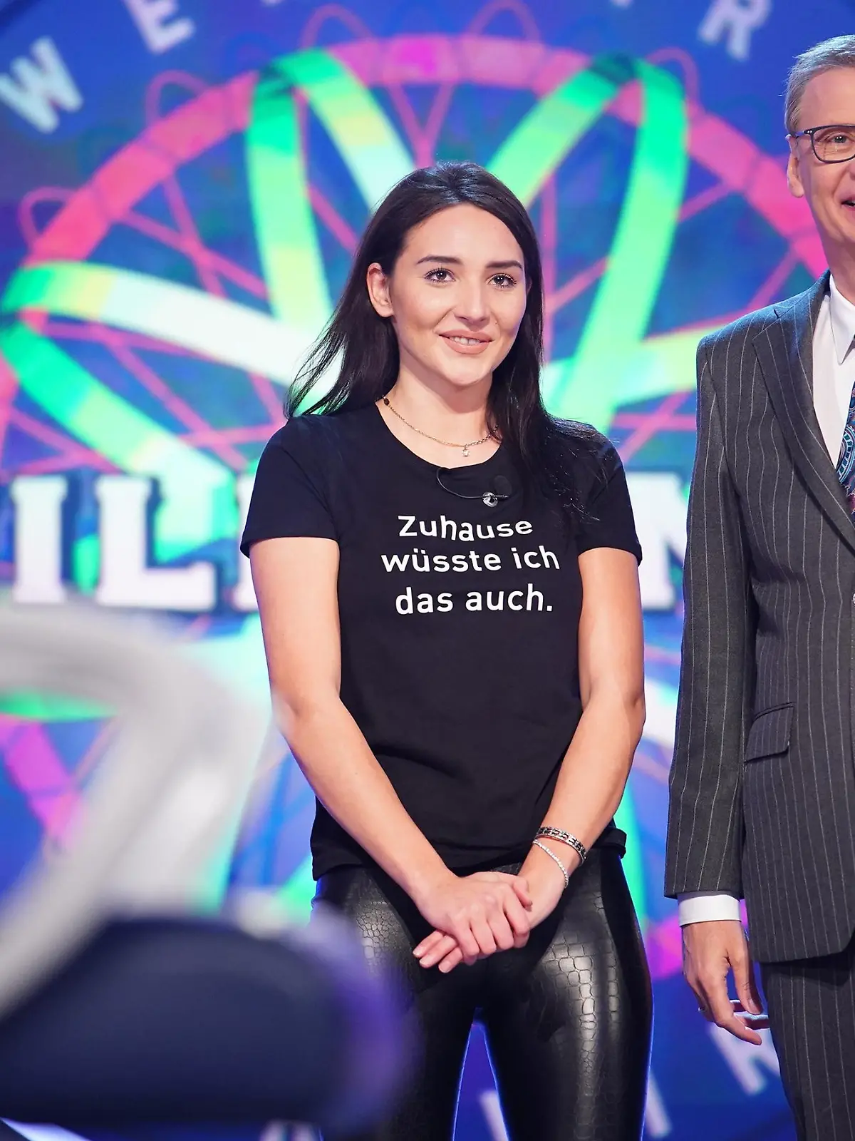 Achtung! Sperrfist für alle Medien bis Mo., 23.03.2020, 22:15 Uhr!!!

Moderator Günther Jauch mit Lydia Hutter aus Leibzig

Die Verwendung des sendungsbezogenen Materials ist nur mit dem Hinweis und Verlinkung auf TVNOW gestattet.