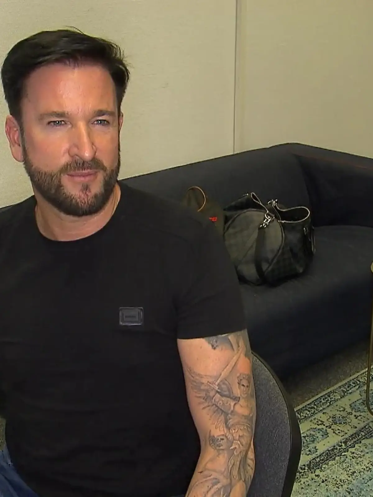 Bild zu: "Michael Wendler muss sich an Lauras Look gewöhnen"