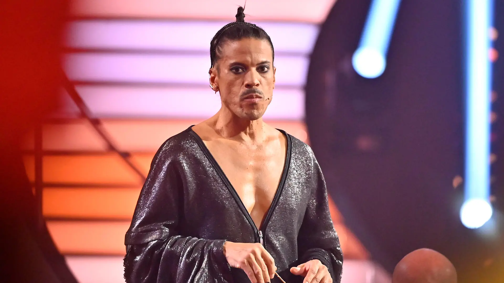 Jorge Gonzalez in der ersten Live-Show der 16. Staffel der RTL-Tanzshow 'Let's Dance' im MMC Coloneum. Köln, 24.02.2023