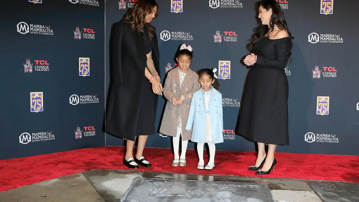 March 15, 2023, Los Angeles, California, USA: LOS ANGELES, CA, USA - MAR 15: Natalia Bryant, Vanessa Bryant, Bianka Bryant, Capri Bryant unveiling hand and foot prints of Kobe Bryant at the TCL Chinese Theatre IMAX forecourt. (Credit Image: © Nina Prommer/ZUMA Press Wire)