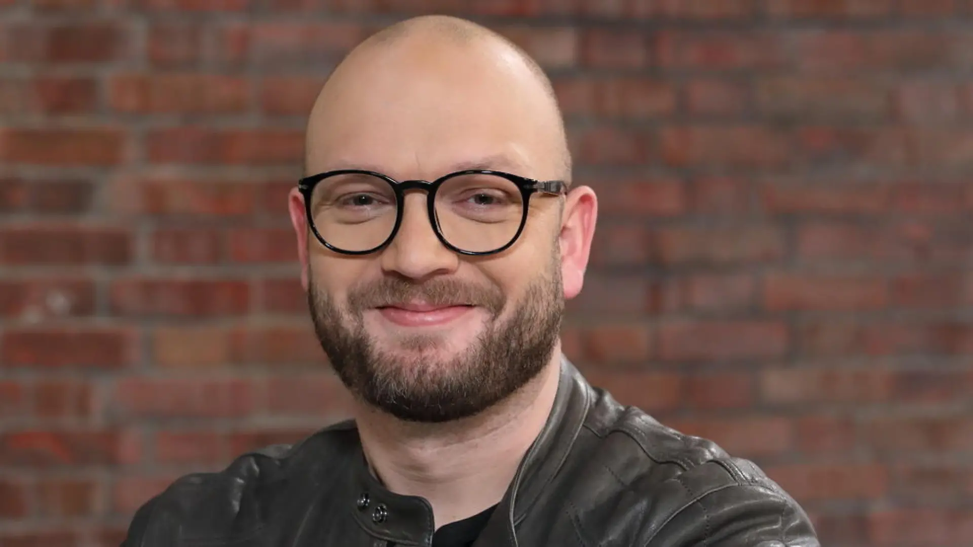 Das bedeuten die Tattoos von "Bares für Rares"-Star Sven Deutschmanek