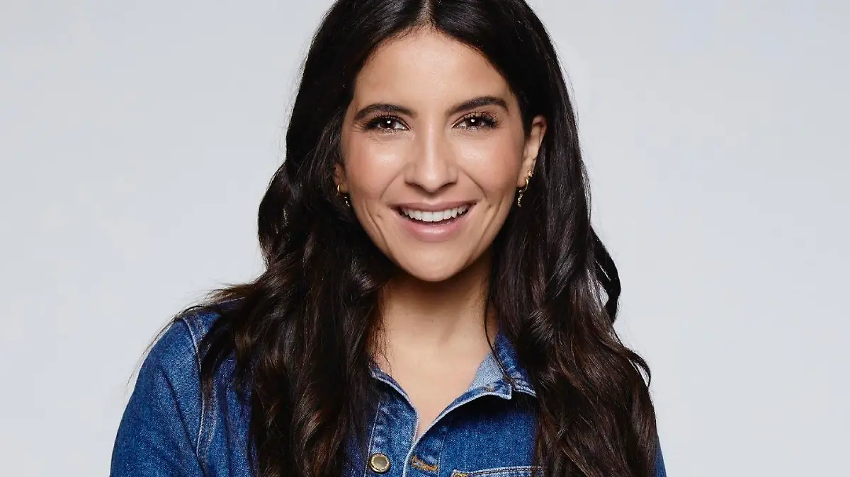 Chryssanthi Kavazi spielt Laura Weber