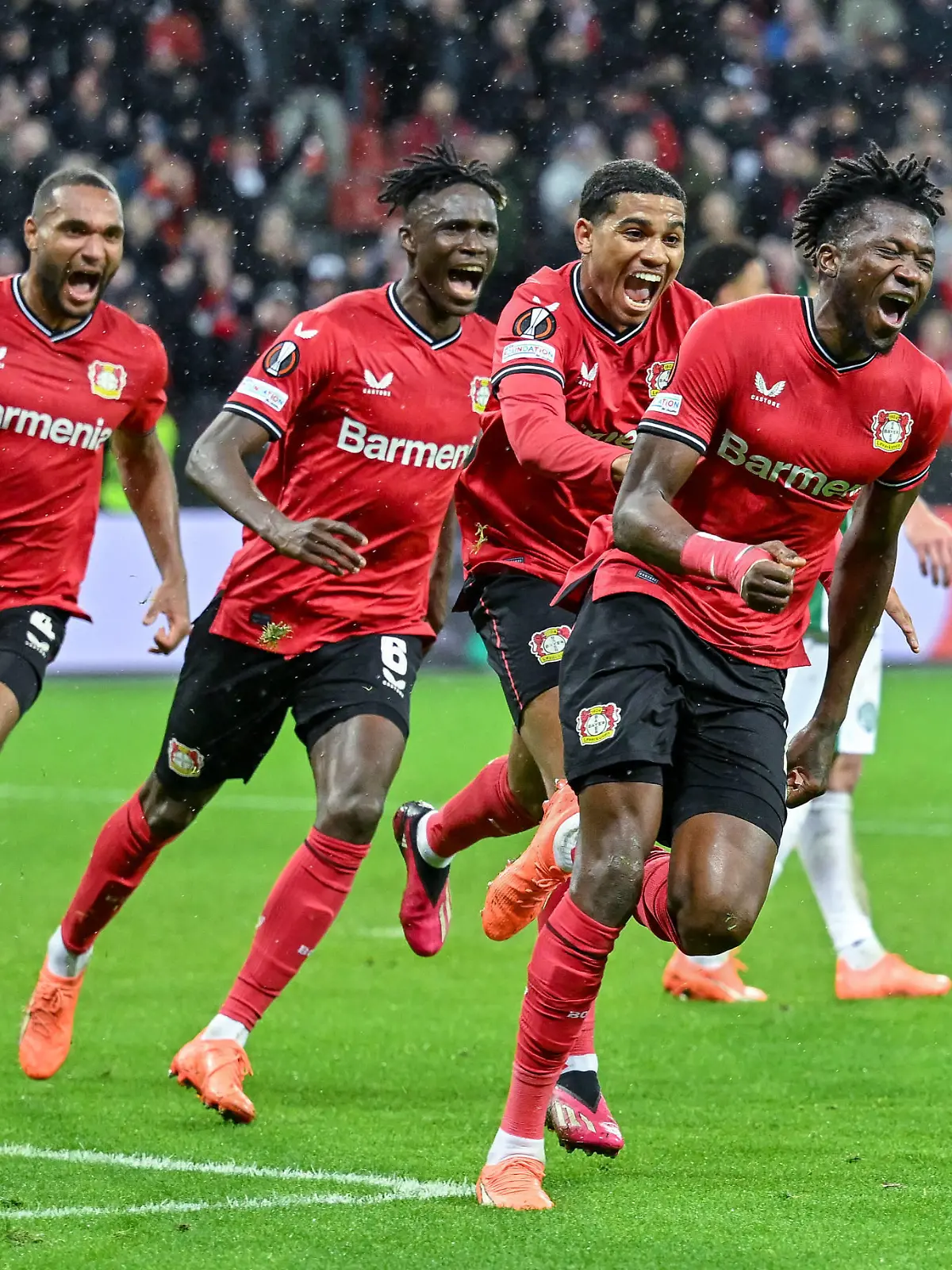 GER, Europa League, Bayer Leverkusen - Ferencvaros Budapest / 09.03.2023, BayArena , Leverkusen , GER, Europa League, Bayer Leverkusen - Ferencvaros Budapest im Bild / picture shows Edmond Tapsoba Bayer Leverkusen 12 jubelt nach seinem Tor zum 2:0. *** GER, Europa League, Bayer Leverkusen Ferencvaros Budapest 09 03 2023, BayArena , Leverkusen , GER, Europa League, Bayer Leverkusen Ferencvaros Budapest in picture picture shows Edmond Tapsoba Bayer Leverkusen 12 cheers after his goal to 2 0 nordphotoxGmbHx/xTeresaxKroeger nordphoto00008