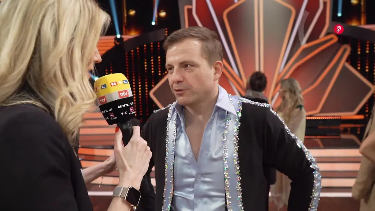 Martin Klempnow: Sein String-Body kneift zwischen den Beinen Let's Dance 2020