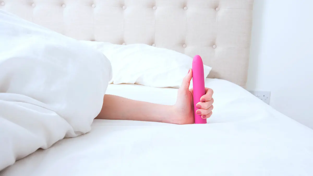 Frau mit Vibrator