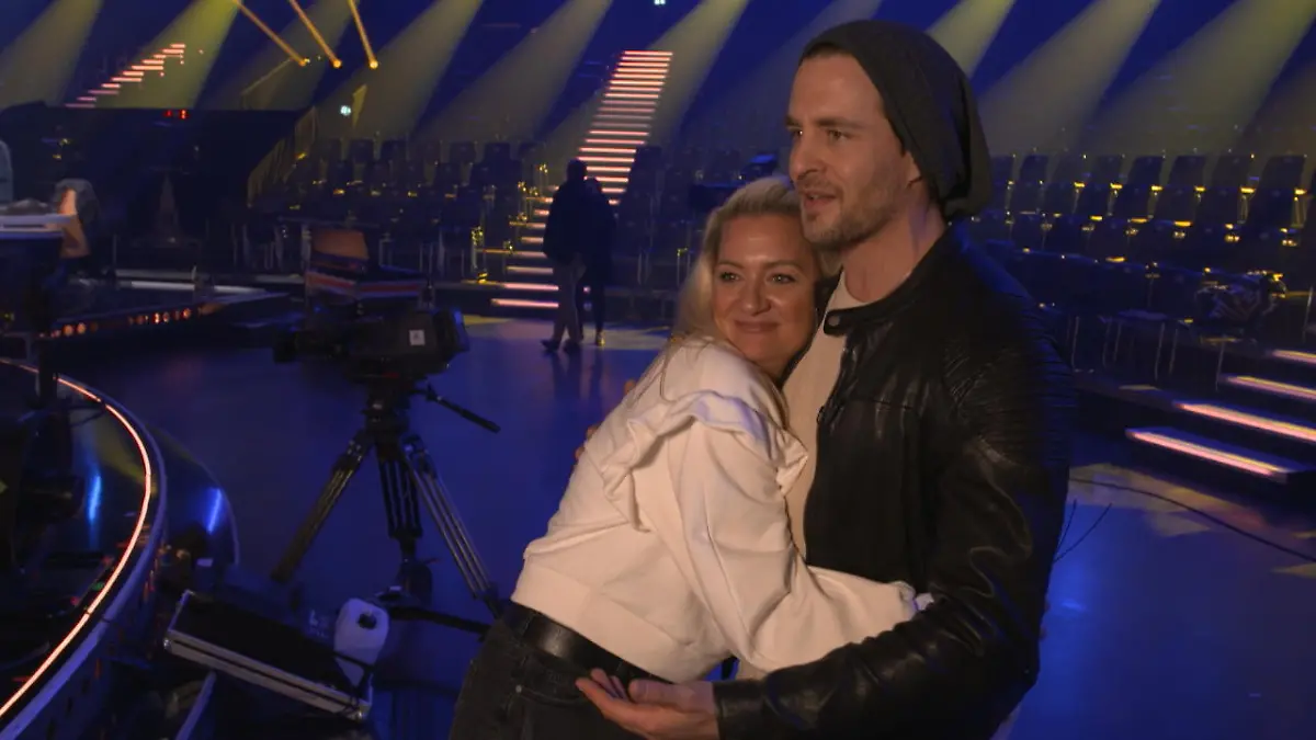 Emotionale Reunion von Alex Klaws und Juliette Schoppmann Nach 17 Jahren wieder zusammen DSDS