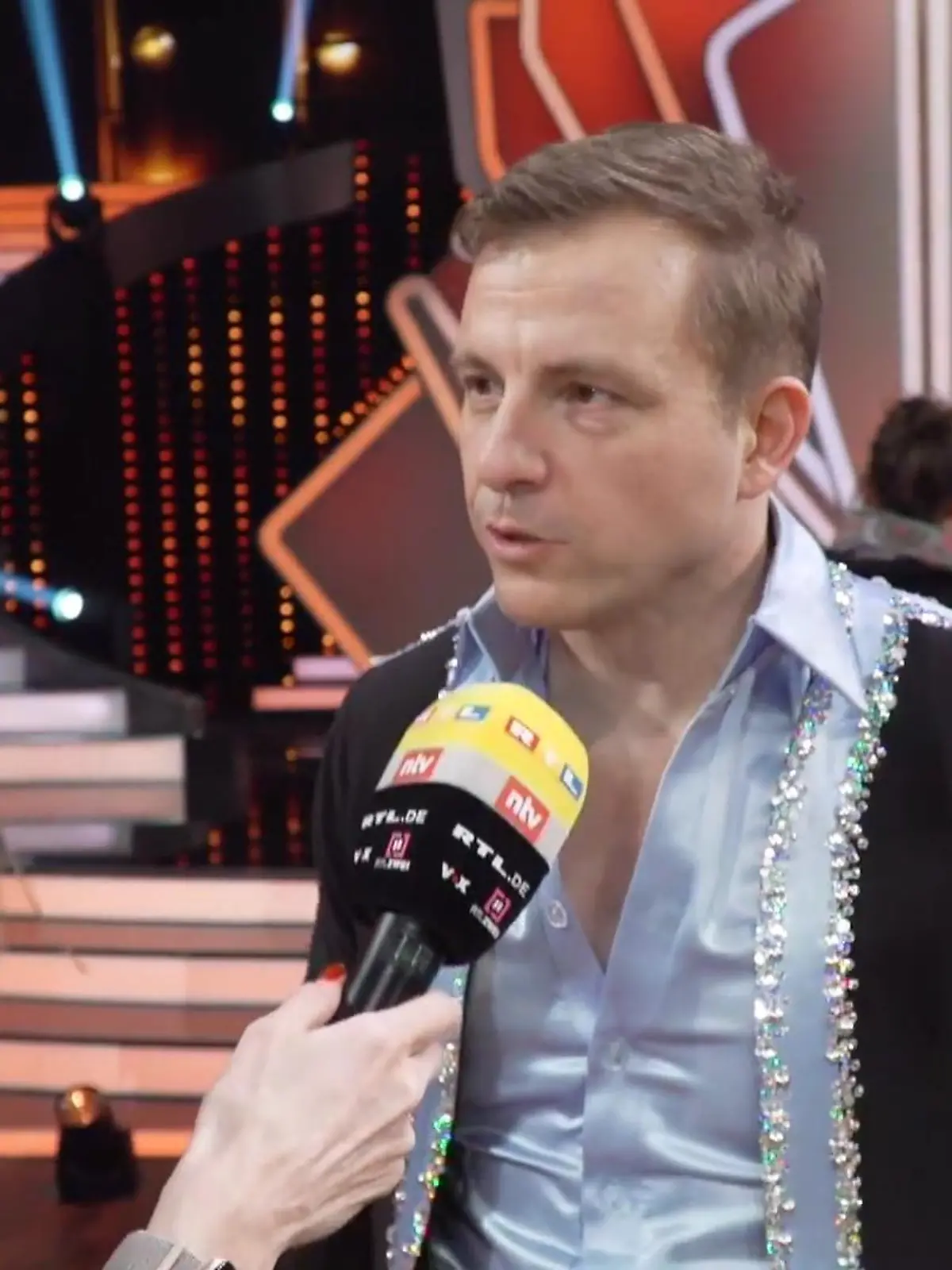 Martin Klempnow: Outfit-Probleme bei Let's Dance 2020.