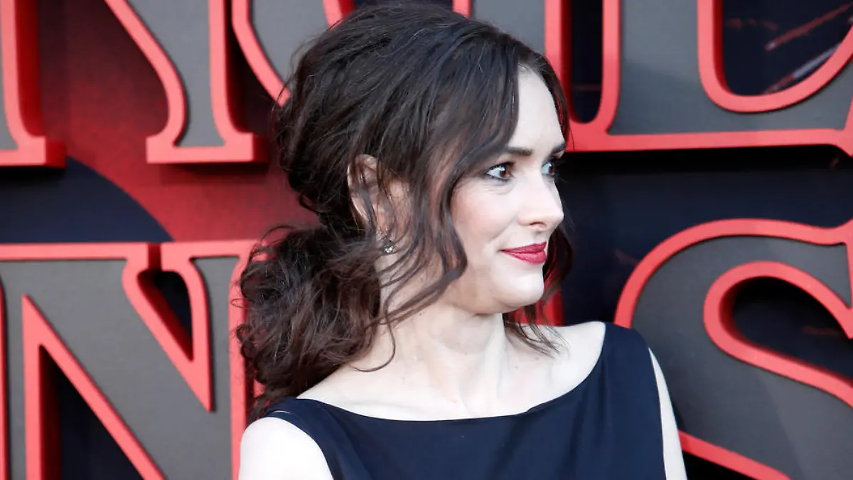 Winona Ryder würde vor Gericht für Johnny Depp aussagen