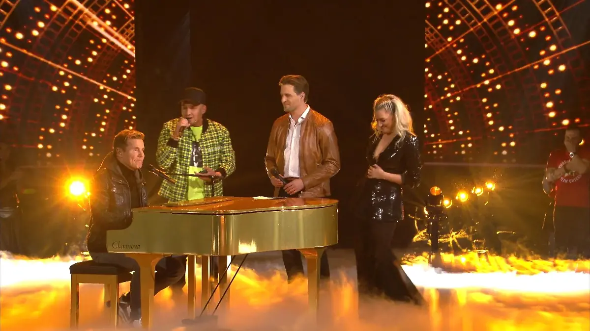 Dieter, Alex, Juliette und Pietro. singen „We Have A Dream“ Gänsehautmoment bei DSDS