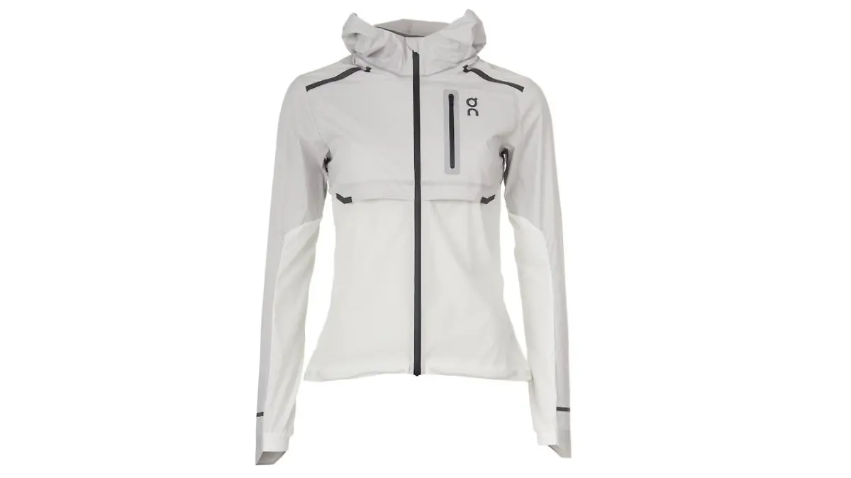 On Women´s Weather Jacket.