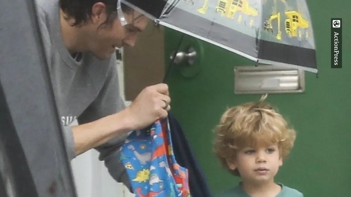 Ashton Kutchers Sohn sieht aus wie Papa Das ist Dimitri