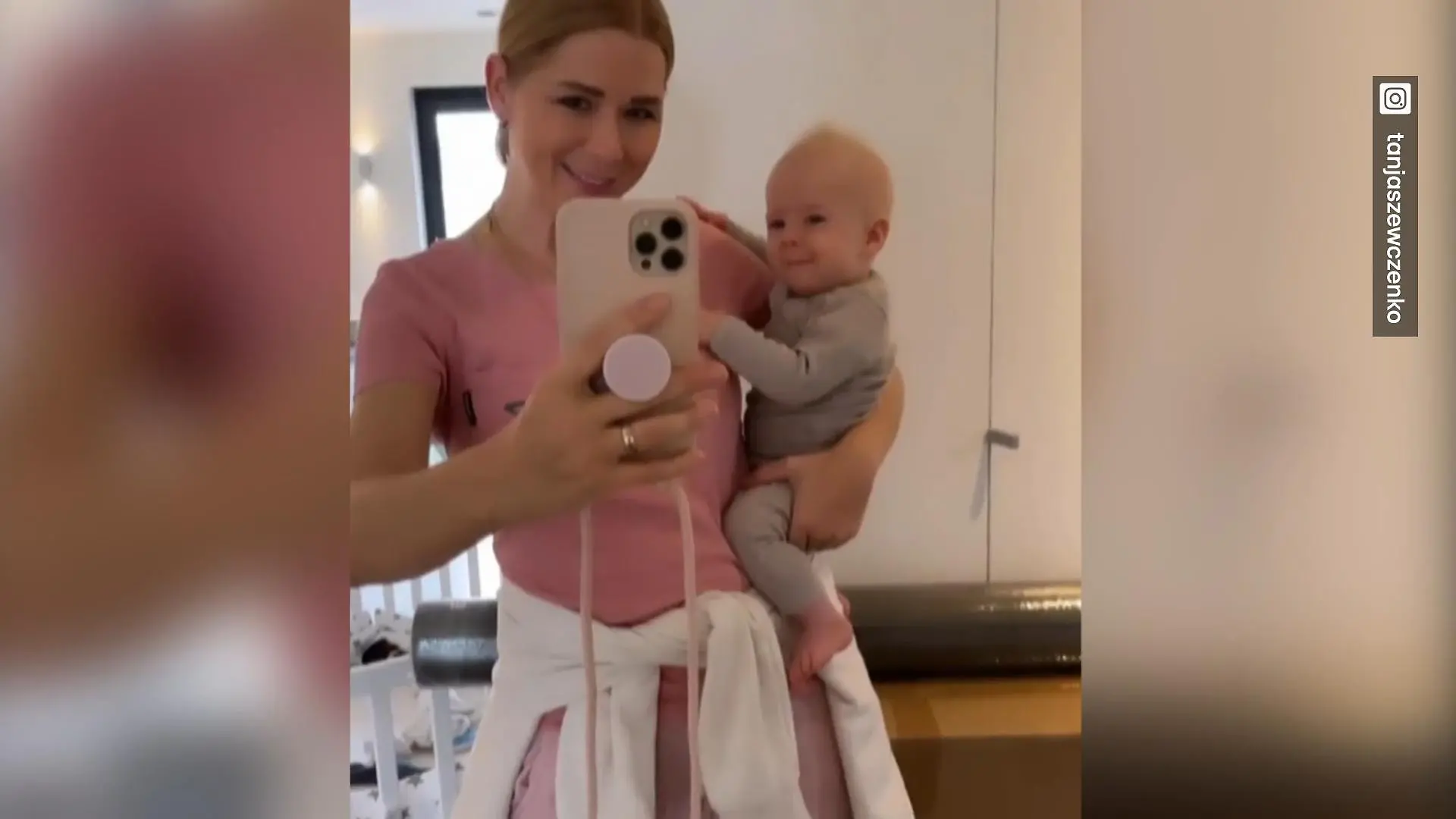 Tanja Szewczenkos Sohn sagt "Mama" Besonderer Moment
