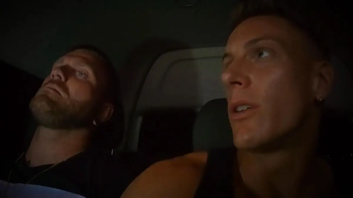 Till: „Die fi**t dich gleich richtig, die Moderatorin“ Das 1. Lagerfeuer bei "Temptation Island" steht an