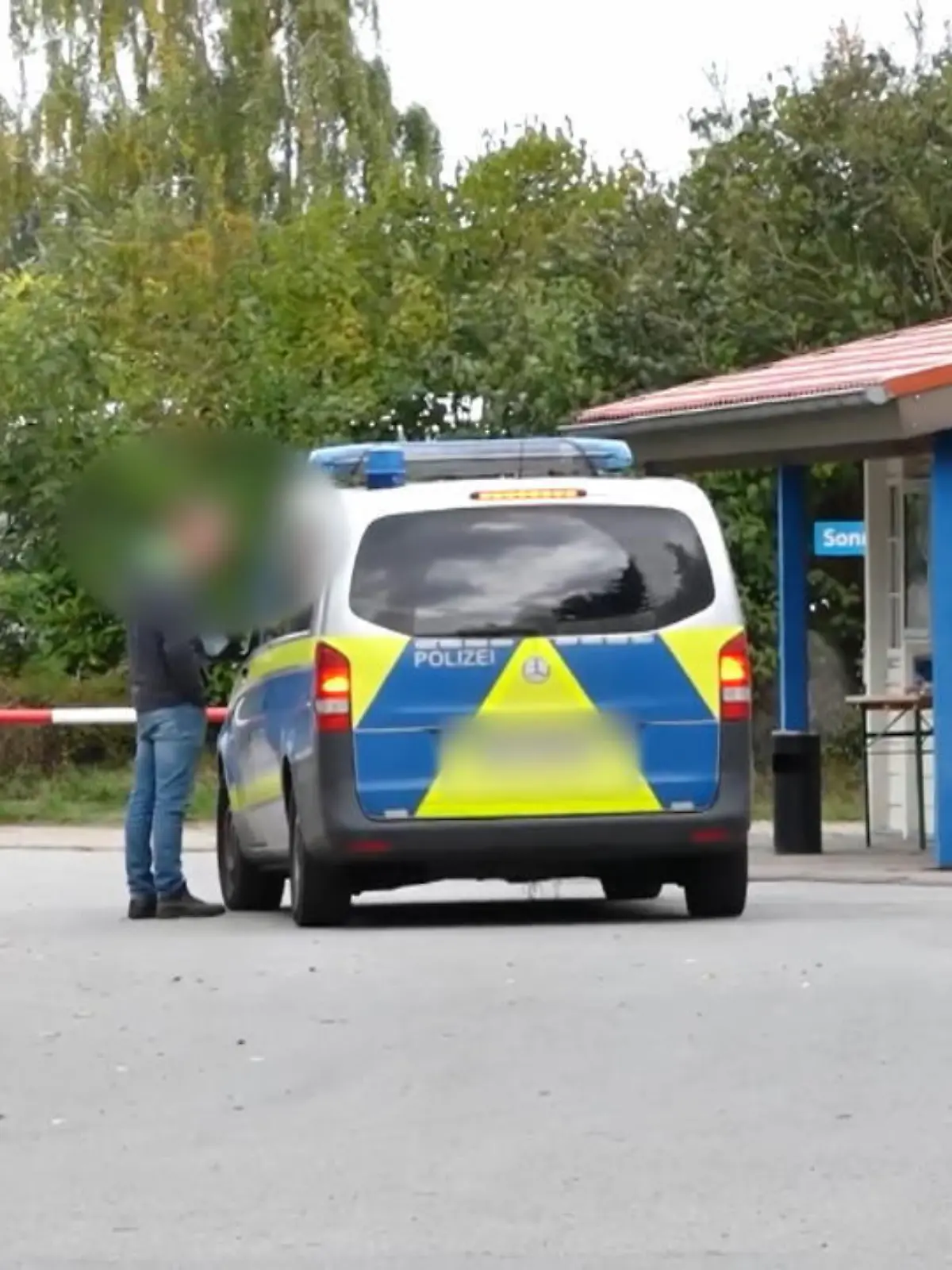Bild zu: "Vater ersticht Sohn (6) in Bösdorf"