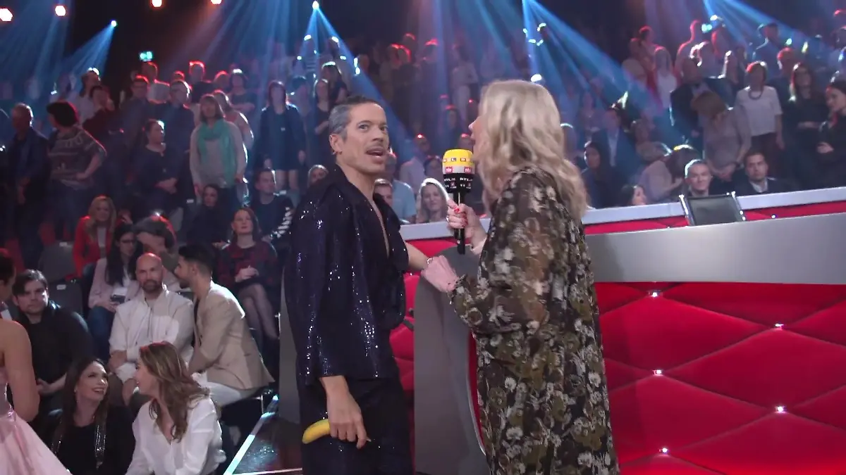 Das horten die Juroren hinter ihrem Tisch Geheimnis gelüftet