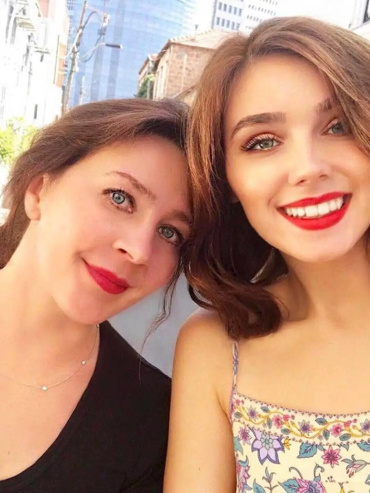 Viktoria Volk mit ihrer Tochter Nathalie