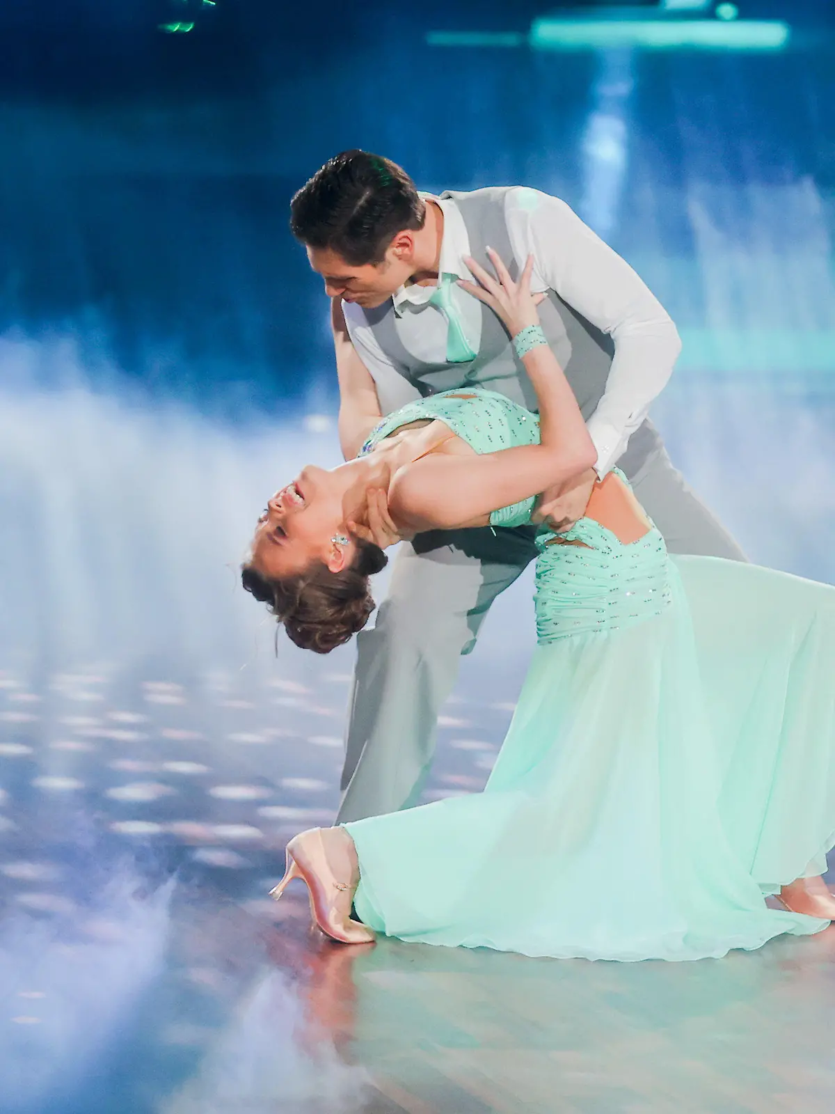 06.03.2020, Nordrhein-Westfalen, Köln: Laura Müller, TV-Persönlichkeit, und Christian Polanc, Profitänzer, tanzen in der RTL-Tanzshow «Let's Dance» im Coloneum. Foto: Rolf Vennenbernd/dpa +++ dpa-Bildfunk +++