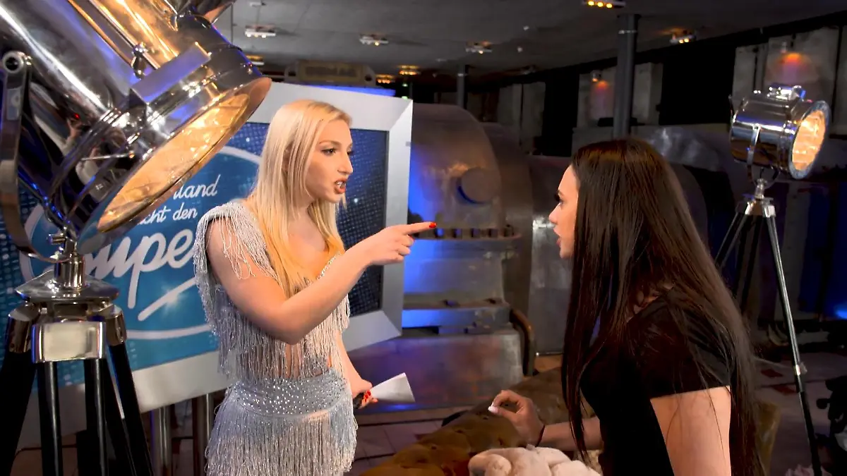 Lorna und Chiara gehen sich an die Gurgel DSDS 2020: Zickenkrieg der Extraklasse