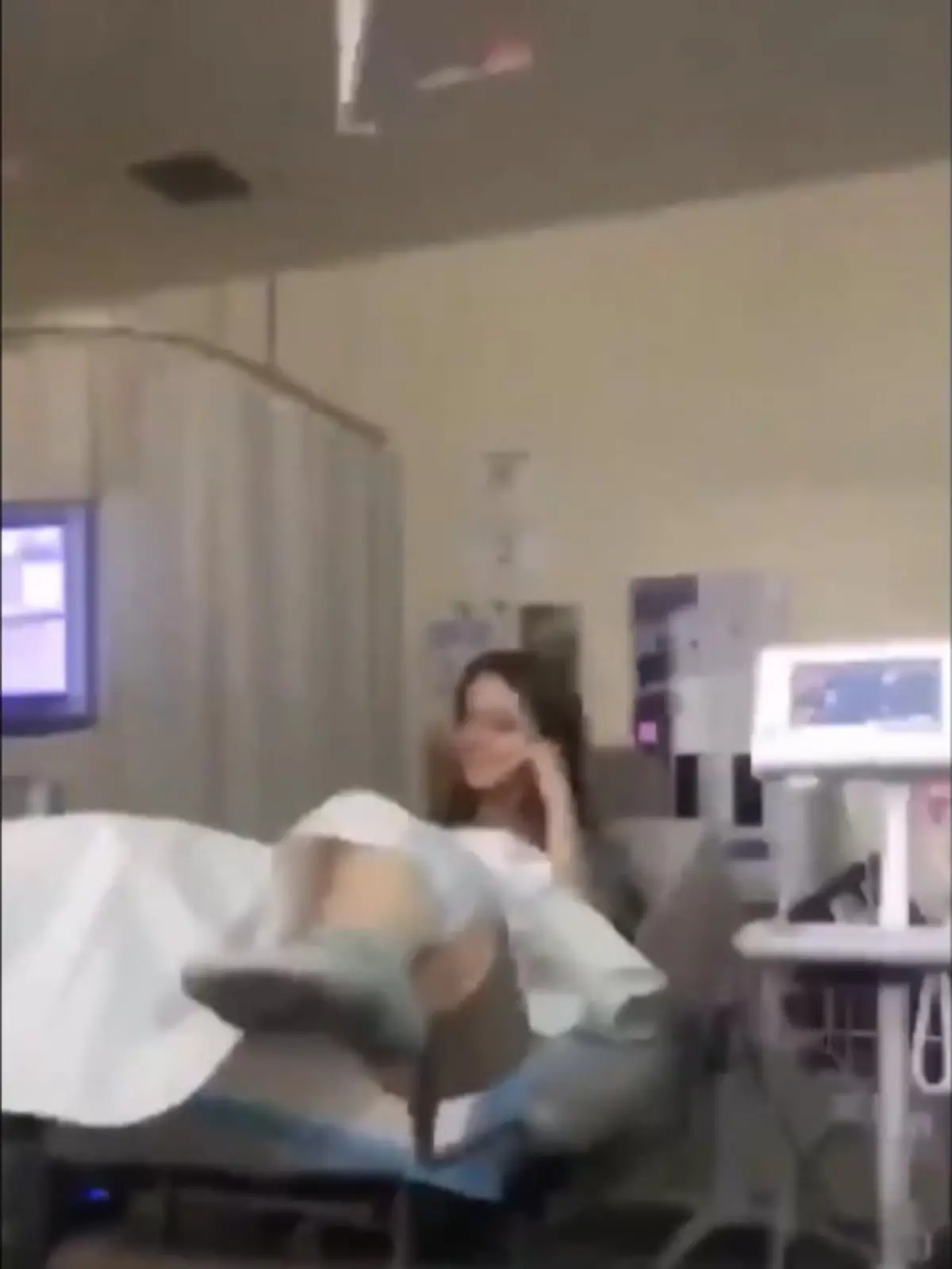 Bild zu: "Empörung wegen TikTok-Abtreibungsvideo"