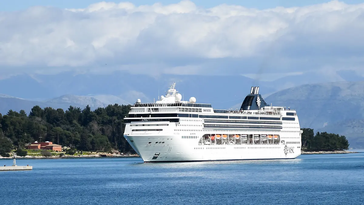 The MSC Opera cruise ship approaches the port of the island of Corfu, Greece, March 5, 2020. REUTERS/Adonis Skordilis NO RESALES. NO ARCHIVES.